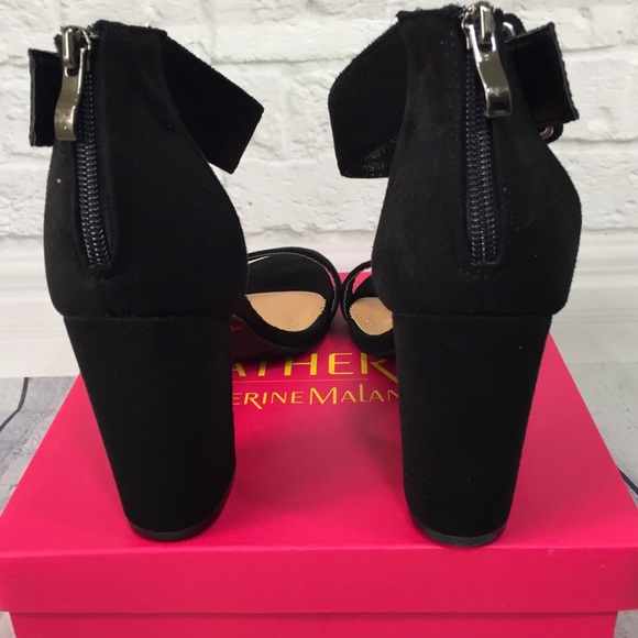 New black vegan suede ankle strap chunky heel - Picture 3 of 6